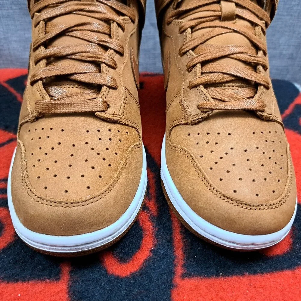 %Size 7 1/2 Women's Nike Dunk High Premium Pecan Brown White DX2044-200 A 14 - Picture 11 of 12